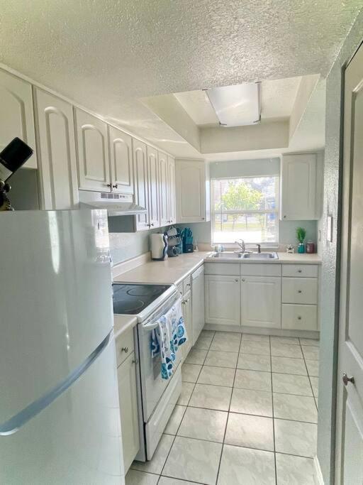 Sparkling 2Bed 1Bath Beach Home - Unit 214 Cocoa Beach Zewnętrze zdjęcie