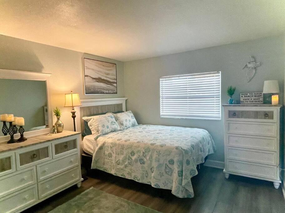 Sparkling 2Bed 1Bath Beach Home - Unit 214 Cocoa Beach Zewnętrze zdjęcie