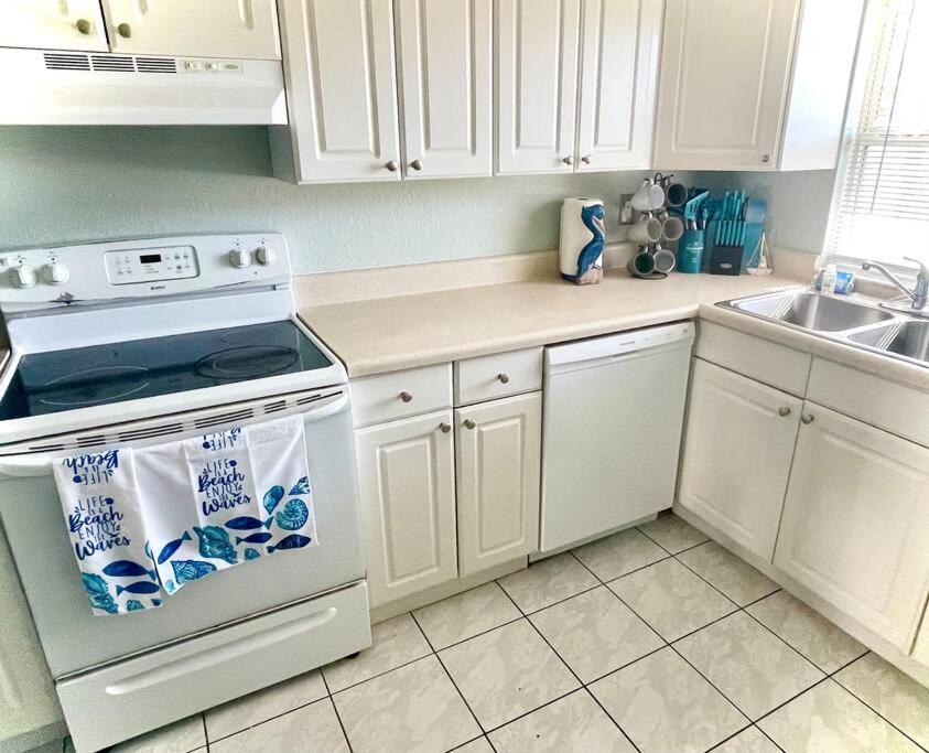 Sparkling 2Bed 1Bath Beach Home - Unit 214 Cocoa Beach Zewnętrze zdjęcie