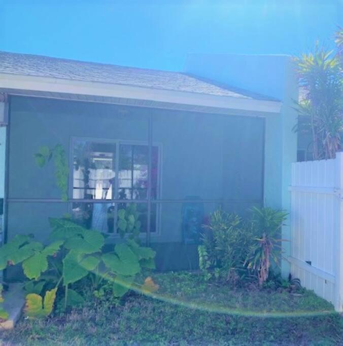 Sparkling 2Bed 1Bath Beach Home - Unit 214 Cocoa Beach Zewnętrze zdjęcie